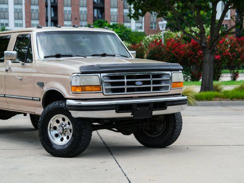 Used 1997 Ford F350 4x4 Crew Cab image 3