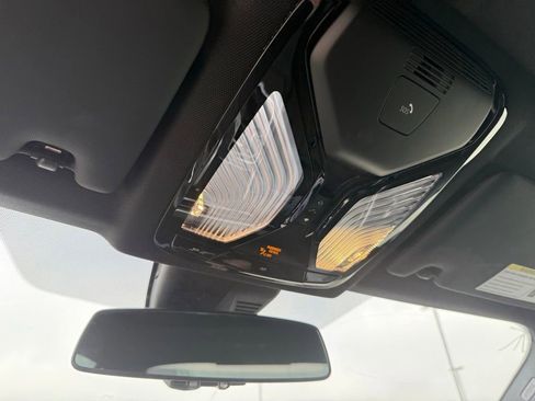 Used 2023 BMW 330i xDrive Sedan w/ Driving Assistance Package image 15