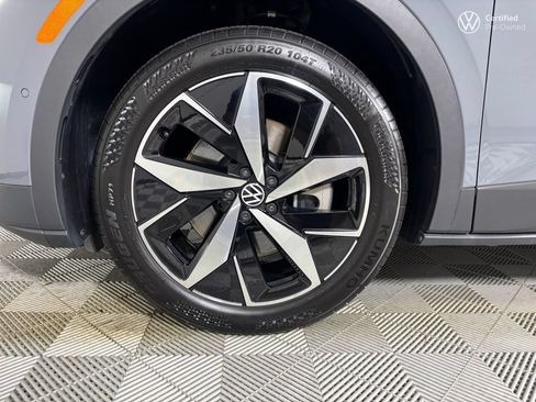 Used 2024 Volkswagen ID.4 Pro S AWD/4WD image 31