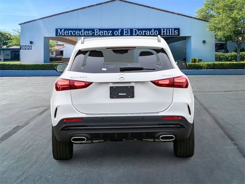 New 2025 Mercedes-Benz GLA 250 4MATIC image 3