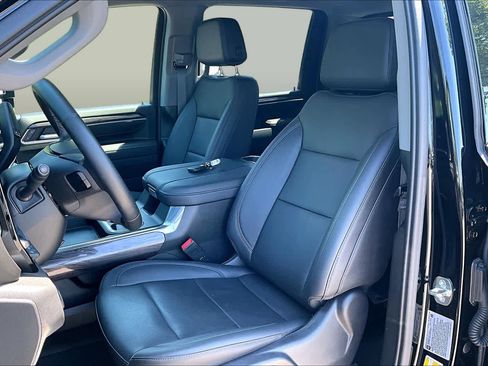 Used 2024 Chevrolet Silverado 2500 LTZ w/ LTZ Plus Package AWD/4WD image 7