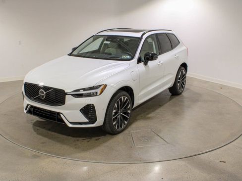 New 2026 Volvo XC60 T8 Ultra w/ Protection Package Premier AWD/4WD image 1