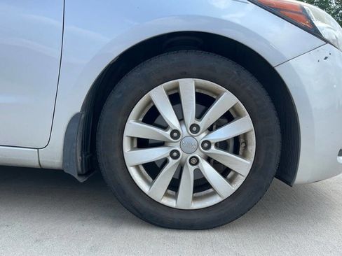Used 2014 Kia Forte EX image 19