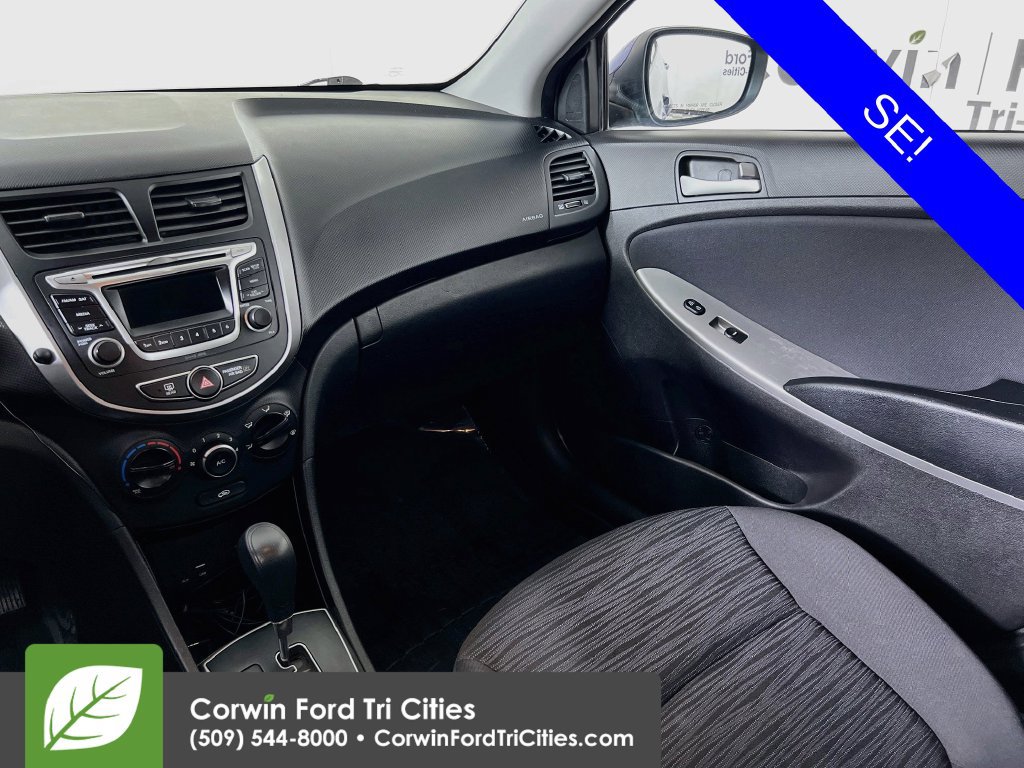 Used 2016 Hyundai Accent SE FWD image 23