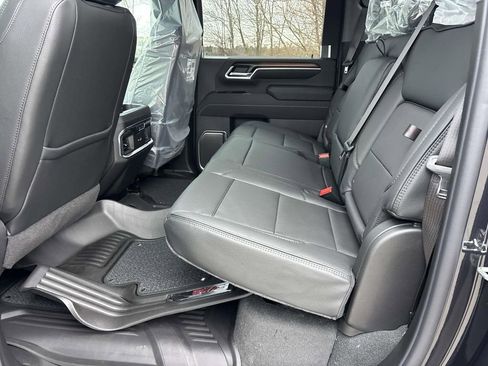 New 2026 GMC Sierra 3500 Denali w/ Denali Reserve Package image 5