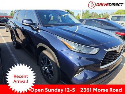 Used 2022 Toyota Highlander XLE