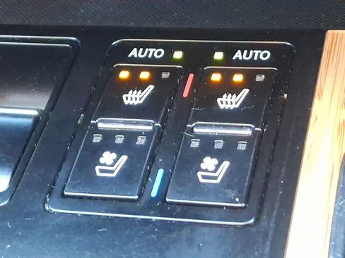 Used 2020 Lexus RX 350L Premium image 26