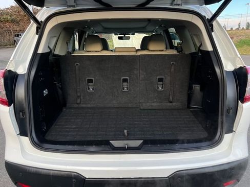 Used 2019 Subaru Ascent Limited image 20