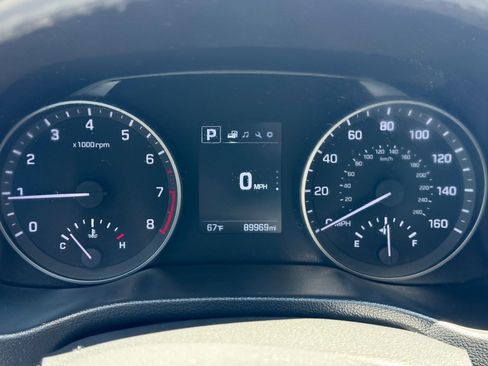 Used 2018 Hyundai Elantra Value Edition FWD image 21
