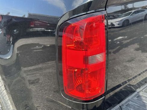 Used 2017 Chevrolet Colorado Z71 image 28