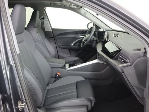 New 2025 Audi Q5 Premium Plus image 13