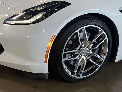Used 2014 Chevrolet Corvette Stingray Convertible w/ 3LT Preferred Equipment Group RWD image 9