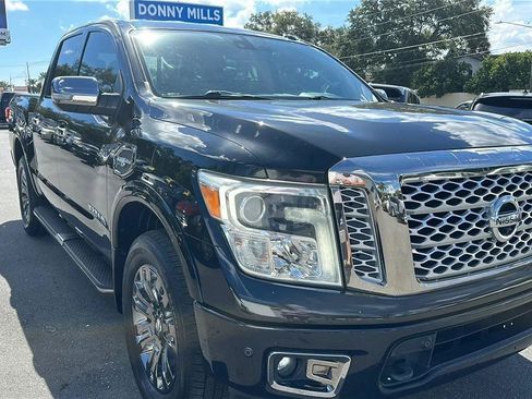 Used 2017 Nissan Titan Platinum Reserve AWD/4WD image 5