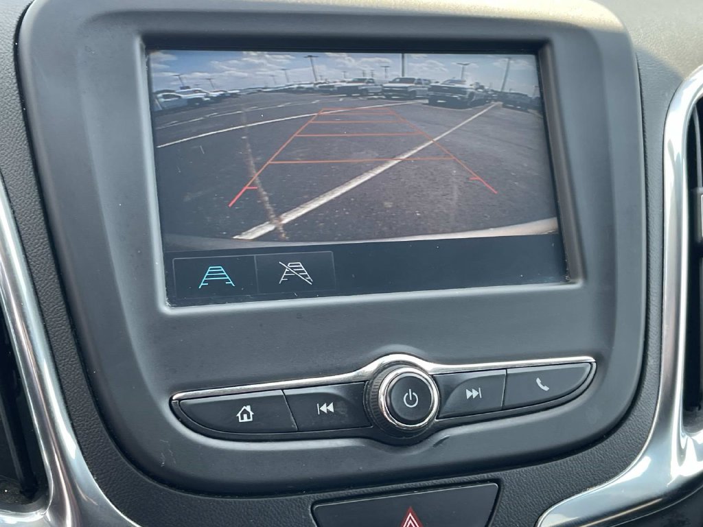 Used 2018 Chevrolet Equinox LT FWD image 30