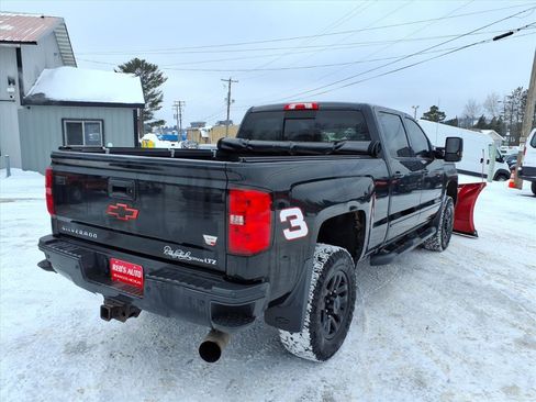 Used 2017 Chevrolet Silverado 2500 LTZ image 6