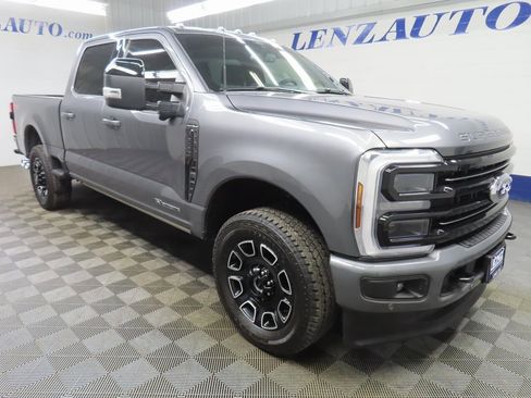 Used 2025 Ford F250 Platinum image 3