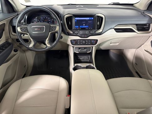 Used 2022 GMC Terrain Denali w/ Denali Premium Package AWD/4WD image 25