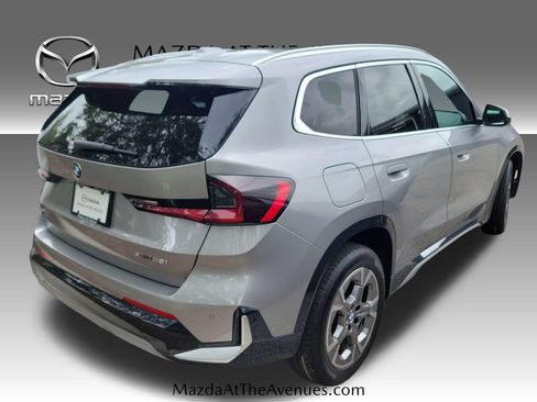 Used 2025 BMW X1 xDrive28i AWD/4WD image 16