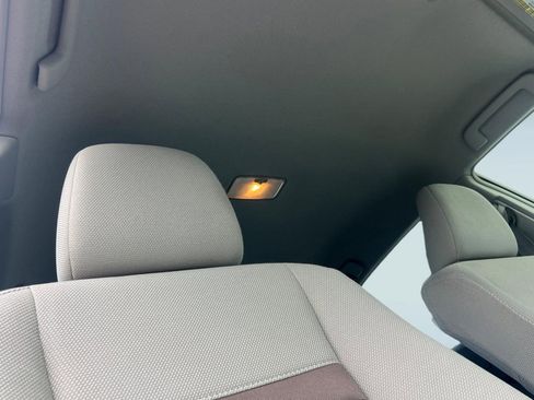 Used 2012 Toyota Camry LE image 24