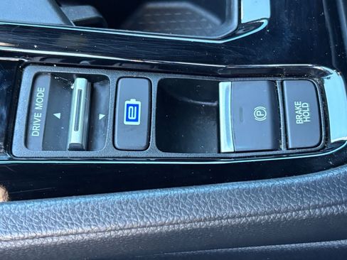 Certified 2024 Honda Accord Sport image 32