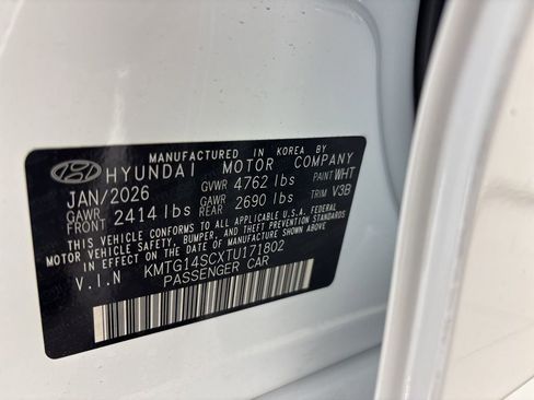 New 2026 Genesis G70 2.5T RWD image 10