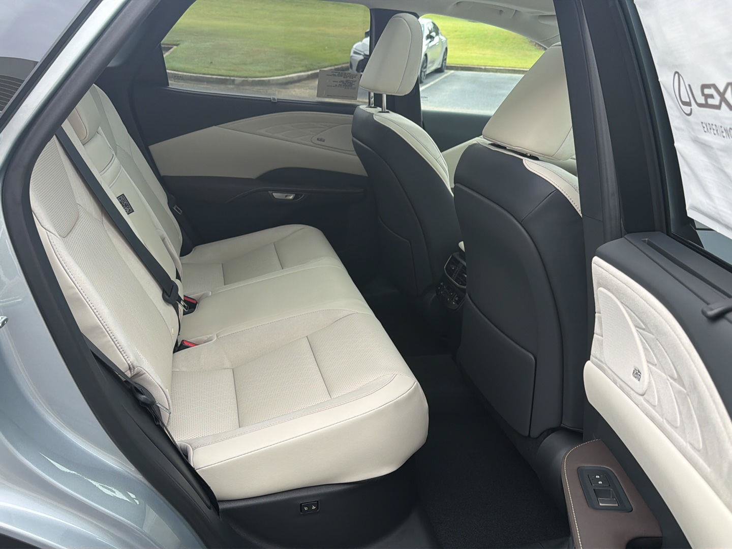New 2026 Lexus RX 350 FWD image 13