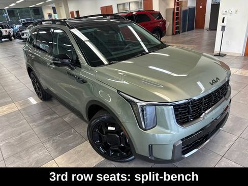 Used 2025 Kia Sorento SX AWD/4WD image 12