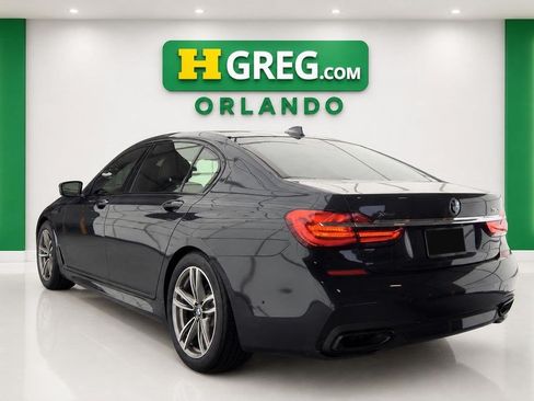 Used 2019 BMW 750i xDrive w/ M Sport Package AWD/4WD image 6