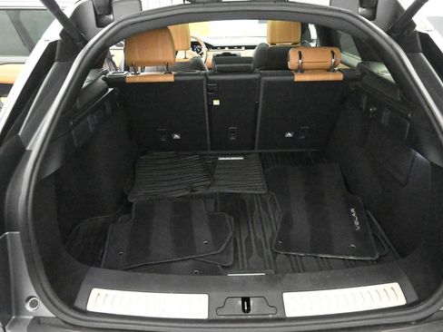 Used 2020 Land Rover Range Rover Velar R-Dynamic HSE image 25