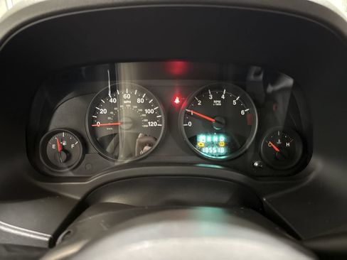 Used 2012 Jeep Patriot Sport AWD/4WD image 12