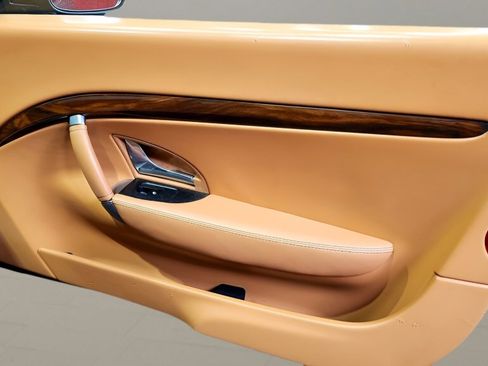 Used 2013 Maserati GranTurismo Sport image 28