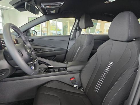 New 2026 Hyundai Elantra SEL FWD image 14