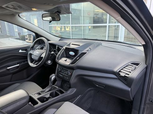 Used 2018 Ford Escape SE w/ SE Sync 3 Package image 21