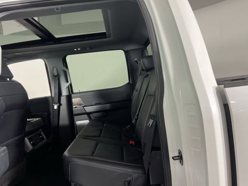 Used 2023 Ford F350 Lariat w/ Lariat Ultimate Package image 27