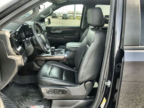 Used 2024 Chevrolet Silverado 1500 LT AWD/4WD image 11