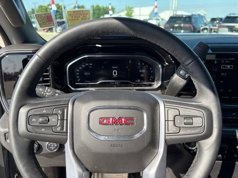 Used 2025 GMC Sierra 1500 Elevation AWD/4WD image 12
