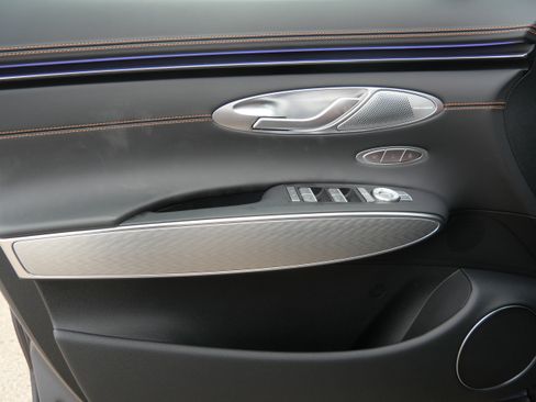 New 2026 Genesis GV70 2.5T Sport Prestige AWD/4WD image 4