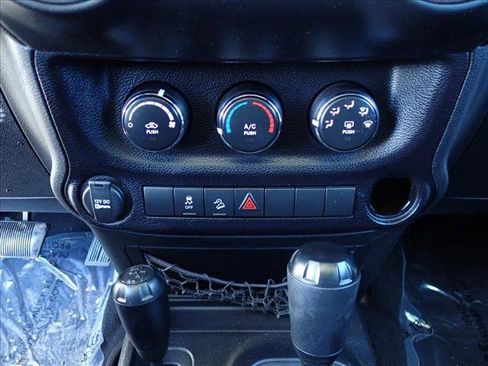 Used 2016 Jeep Wrangler Unlimited Sport w/ Max Tow Package AWD/4WD image 17