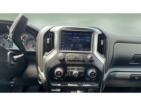 Certified 2019 Chevrolet Silverado 1500 LT w/ All-Star Edition AWD/4WD image 17