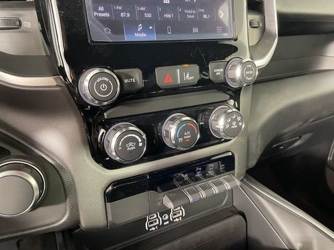 New 2026 RAM 1500 Express AWD/4WD image 6
