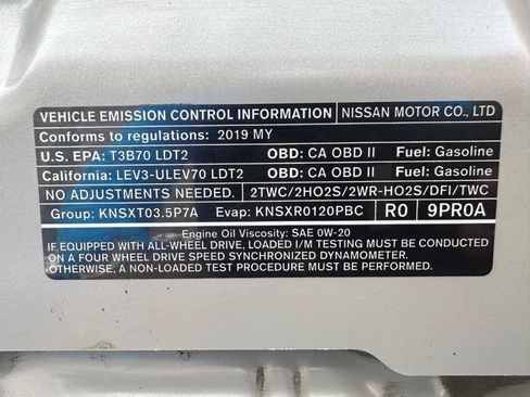 Used 2019 Nissan Pathfinder SL AWD/4WD image 43