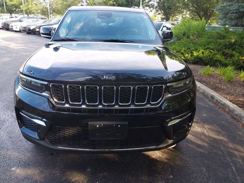 Used 2022 Jeep Grand Cherokee Limited AWD/4WD image 2