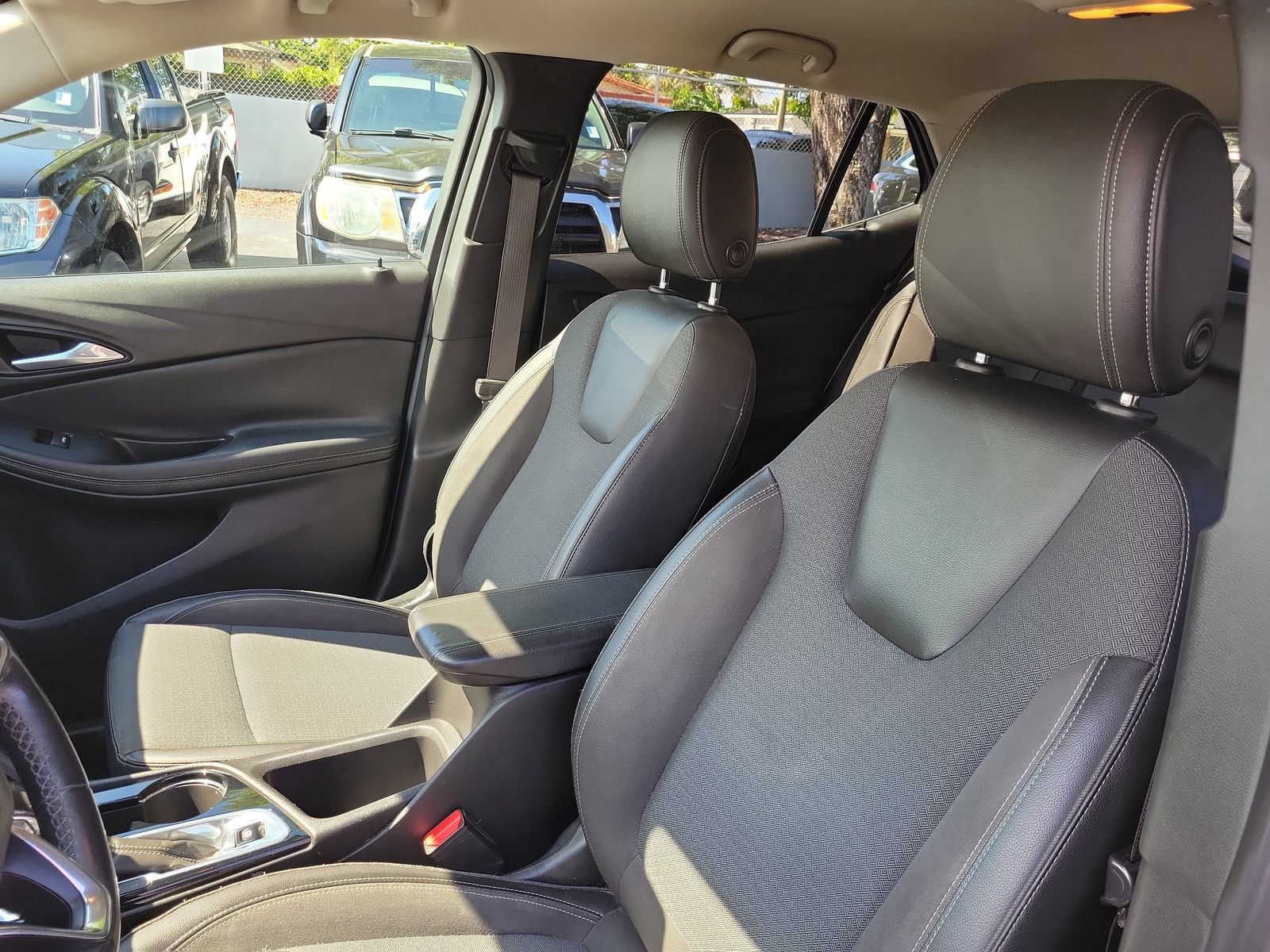 Used 2020 Buick Encore GX Select FWD image 10