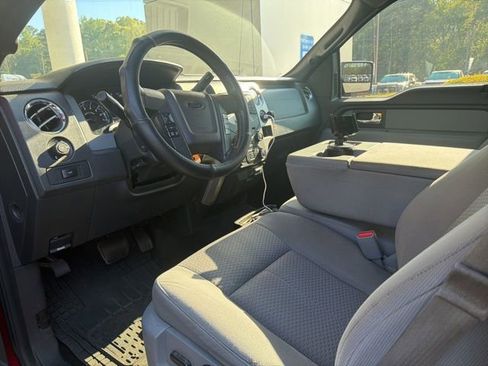 Used 2014 Ford F150 XLT w/ Equipment Group 302A Luxury image 10
