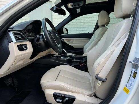 Used 2017 BMW 330i Sedan RWD image 14