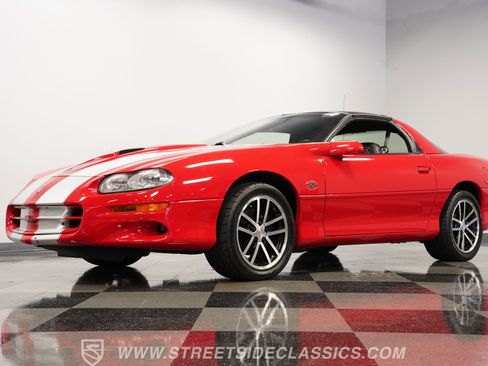 Used 2002 Chevrolet Camaro Z28 w/ SS Performance/Appearance Pkg image 21