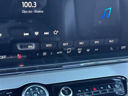 Certified 2025 Ford Expedition Active image 22