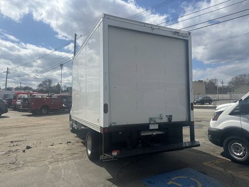 Used 2024 Ford Transit 350 DRW image 7