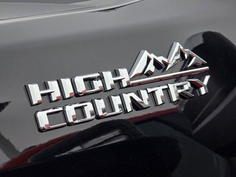 Used 2024 Chevrolet Silverado 3500 High Country image 23