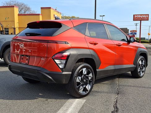 Used 2024 Hyundai Kona SEL AWD/4WD image 6